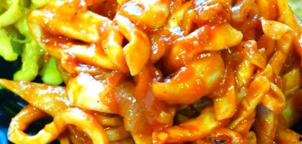Кальмары под соусом