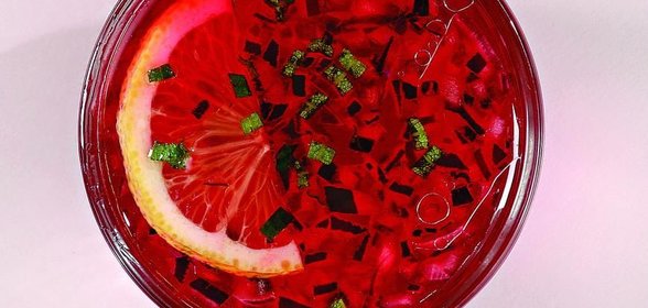 Соус из сушеных вишен и красного вина