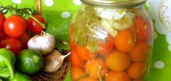 Закатка помидоров в литровые банки