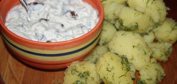 Сметанно-грибной соус к отварному картофелю