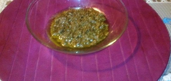 Песто с кешью и сушеным базиликом