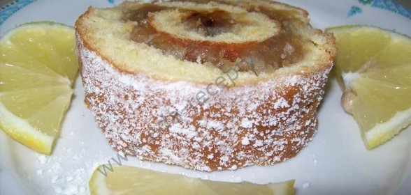 Рулет с яблоками