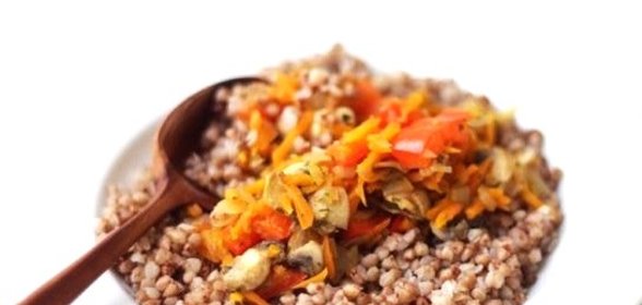 Маслята с гречкой