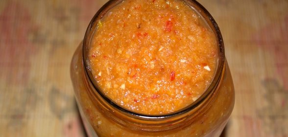 Аджика из кабачка и ябок