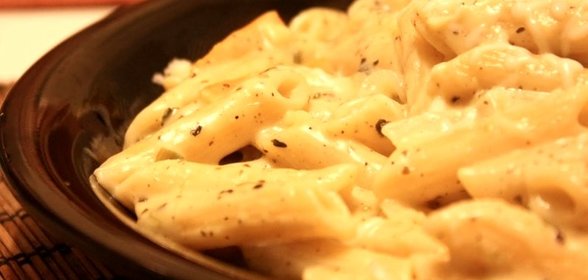 Макароны с соусом бешамель