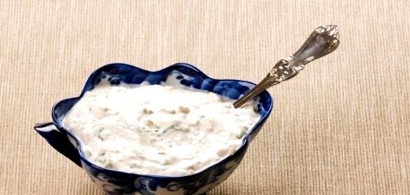 Соус из хрена со сметаной