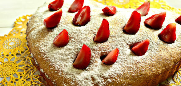 Пирог с клубникой и мускатным орехом «Валентинка»