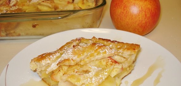 Летний творожный пирог с яблоками, корицей и ананасным джемом