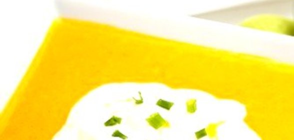 Тыквенный суп с кумином и сырными тостами