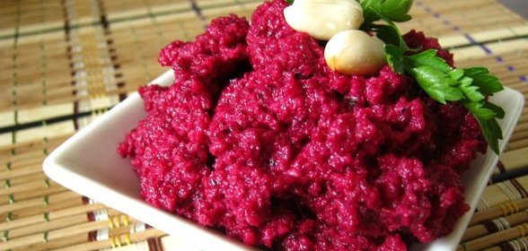 Свекольное песто