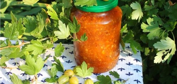 Варенье из крыжовника с орехами