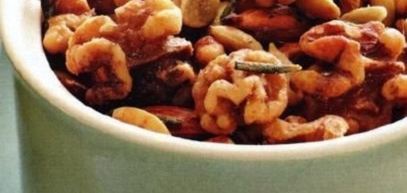 Жареные орехи с пряностями