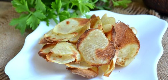 Картофельные чипсы в микроволновке