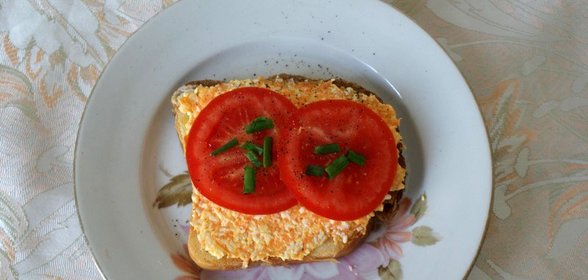 Бутерброды с плавленым сыром и морковью