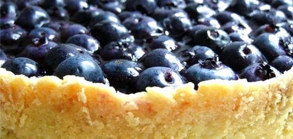 Песочный пирог с ягодами