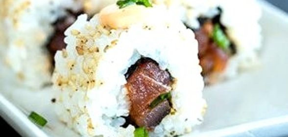 Суши с тунцом