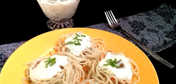 Макароны с фаршем под соусом бешамель