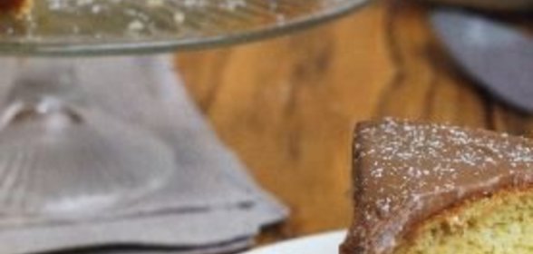 Соус с луком и корнишонами («Пикантный»).