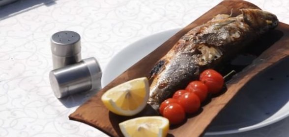 Салат из цветной капусты с сыром