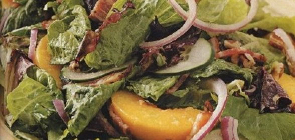Салат из квашеной капусты с солеными грибами