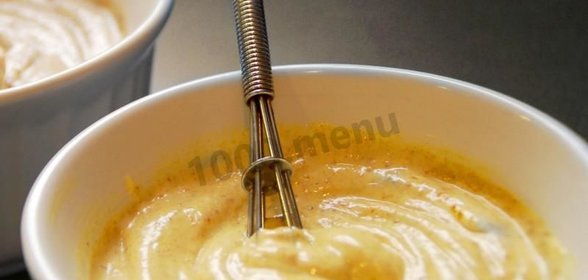 Домашний майонез с вареным яичным желтком и горчицей