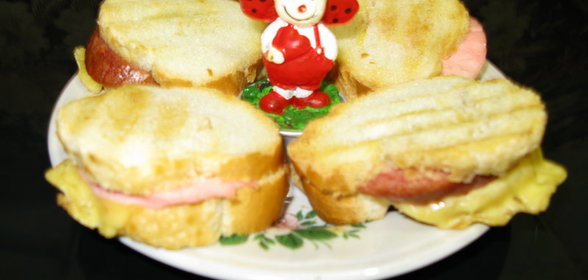 Горячие бутерброды-кармашки