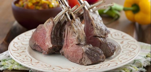 Бараньи ребрышки с острой сальсой