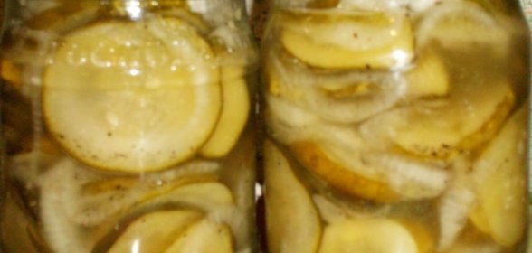 Салат из огурцов с луком на зиму