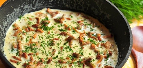 Сливочно-чесночный соус с грибами