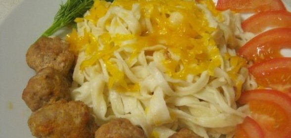 Рулетки лимонные с абрикосовым джемом