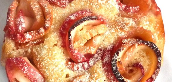 Французский яблочный бисквит Розы