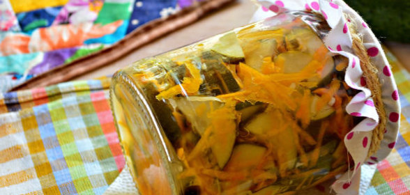 Омлет с красными помидорами