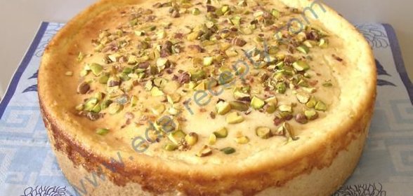 Творожное пирожное из печенья с курагой и черносливом