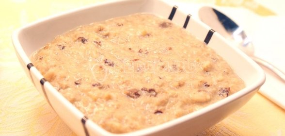 Каша рисовая с бананом и черносливом