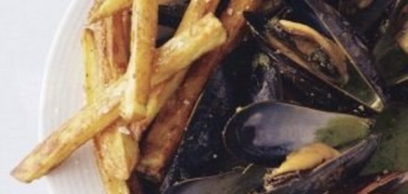 Мидии с соусом песто