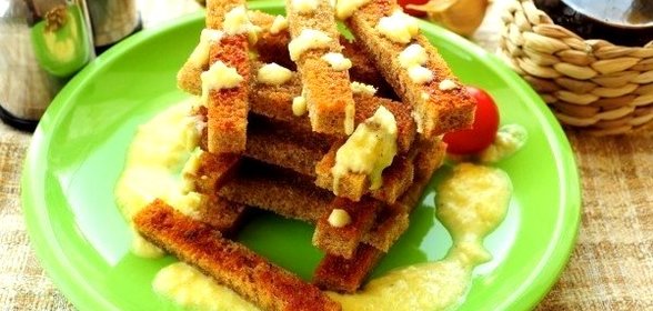 Чесночный соус для гренок