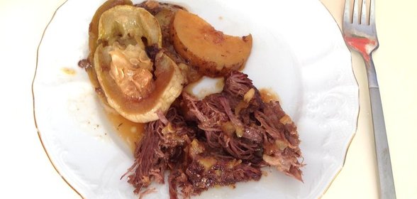 Говядина в рукаве с овощами