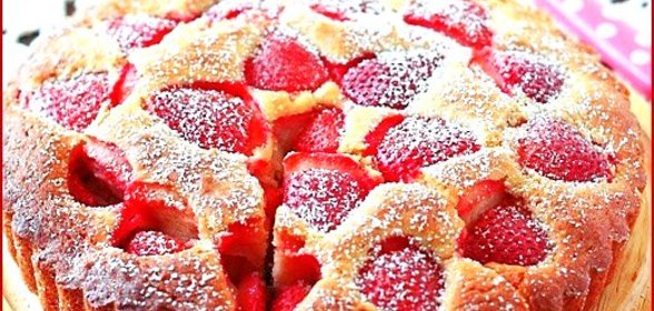 Клубничный пирог (или любые другие фрукты по вкусу)