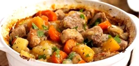 Соус из свинины с картофелем