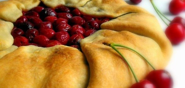 Галета с черешней