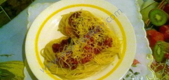 Спагетти с сыром помидорами и баклажанами