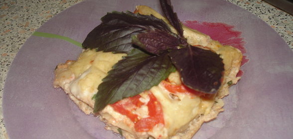 Фаршированные рыбой каннеллони под соусом бешамель