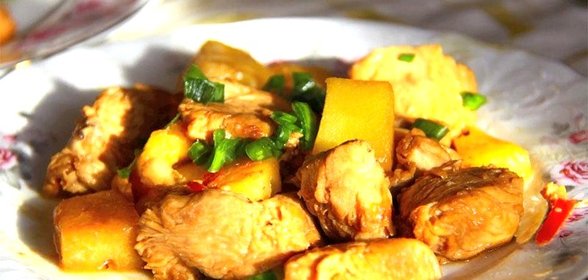 Курица с ананасами в маринаде