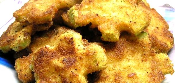 Кабачки, жаренные в сухарях