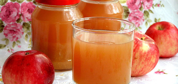 Яблочный сок на зиму (в мультиварке)