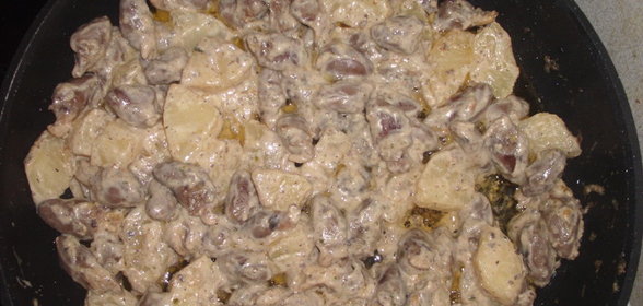 Куриные сердечки с ананасами