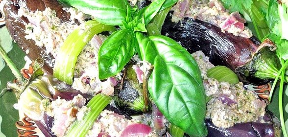 Баклажаны сациви с грецкими орехами