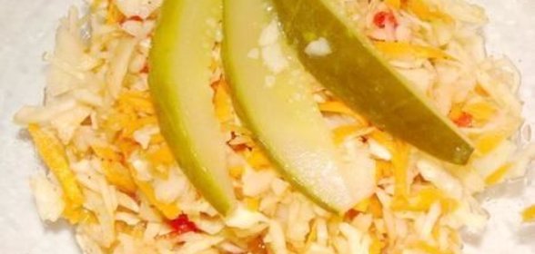 Салат Медовый из капусты с морковью и уксусом