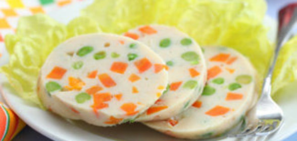 Рулет из пангасиуса с овощами