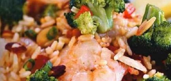 Рагу из риса, овощей и креветок